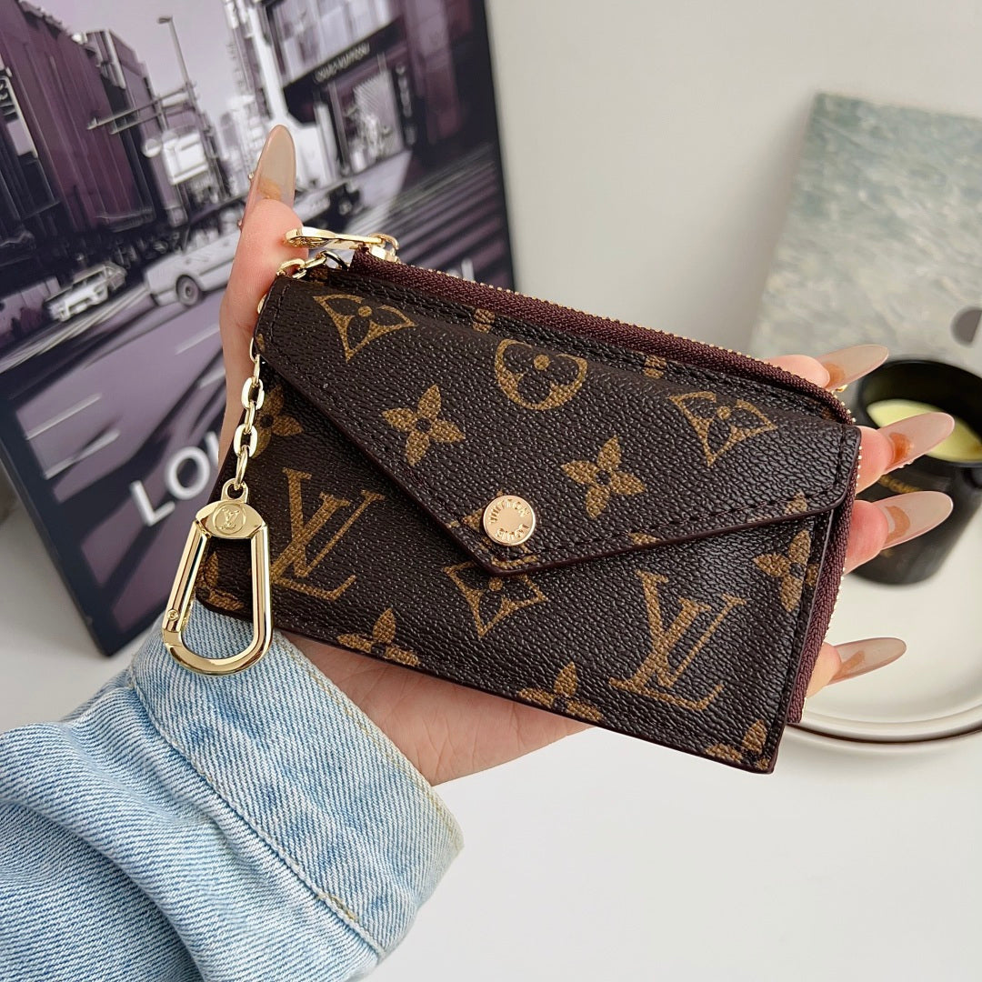Chic Keychain Card Wallet