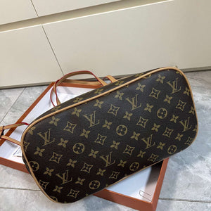 Elegant Monogram Leather Tote