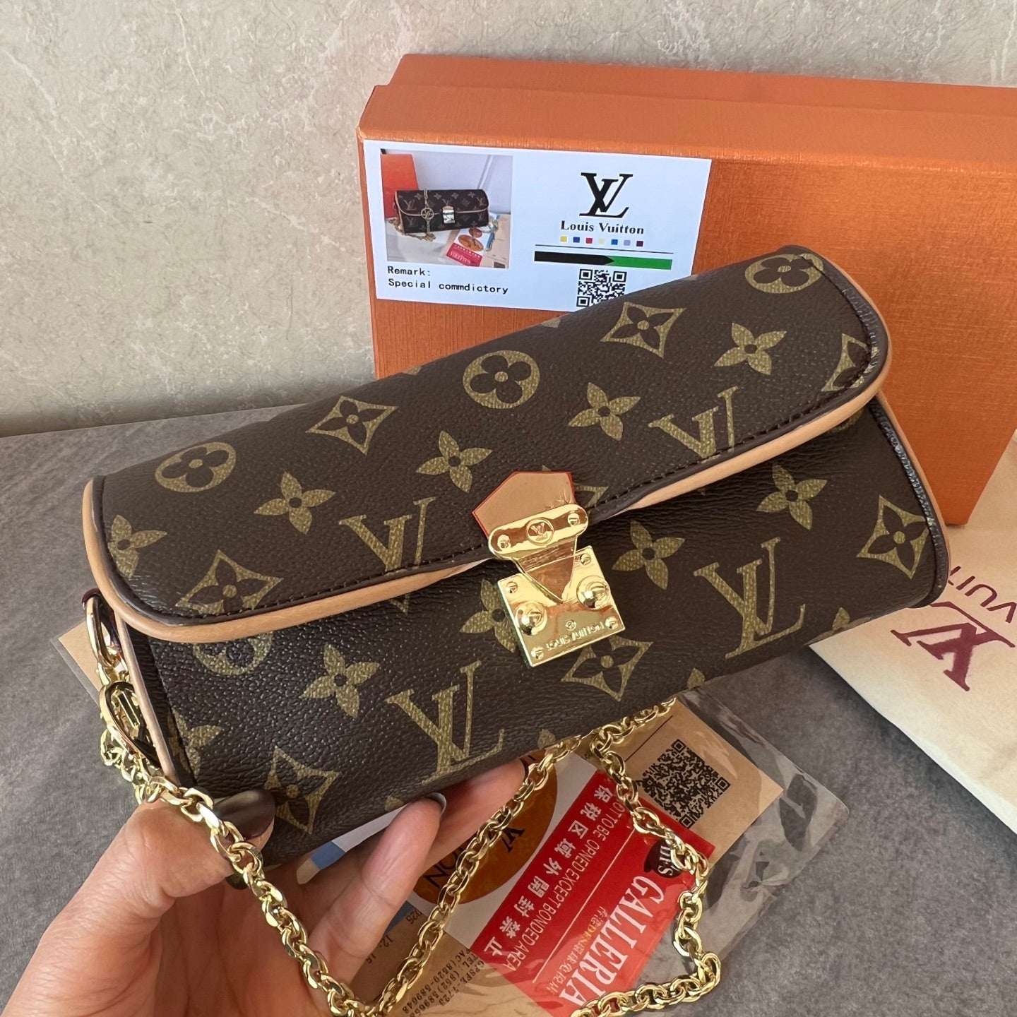 Elegant Lock Flap Bag